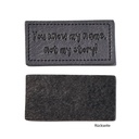 Kreativartikel.ch Kunstleder Label 4 x 2 cm You know my Name 629 3443 000 Rückseite