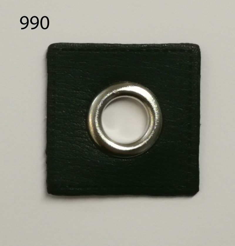 [628 1247 990] Kunstlederpatch schwarz mit Öse 27 x 27mm (990 Silber)